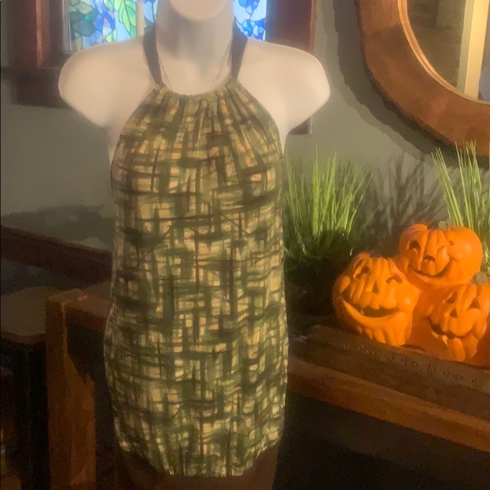 SILKY HIGH NECK SLEEVELESS TOP SIZE SMALL